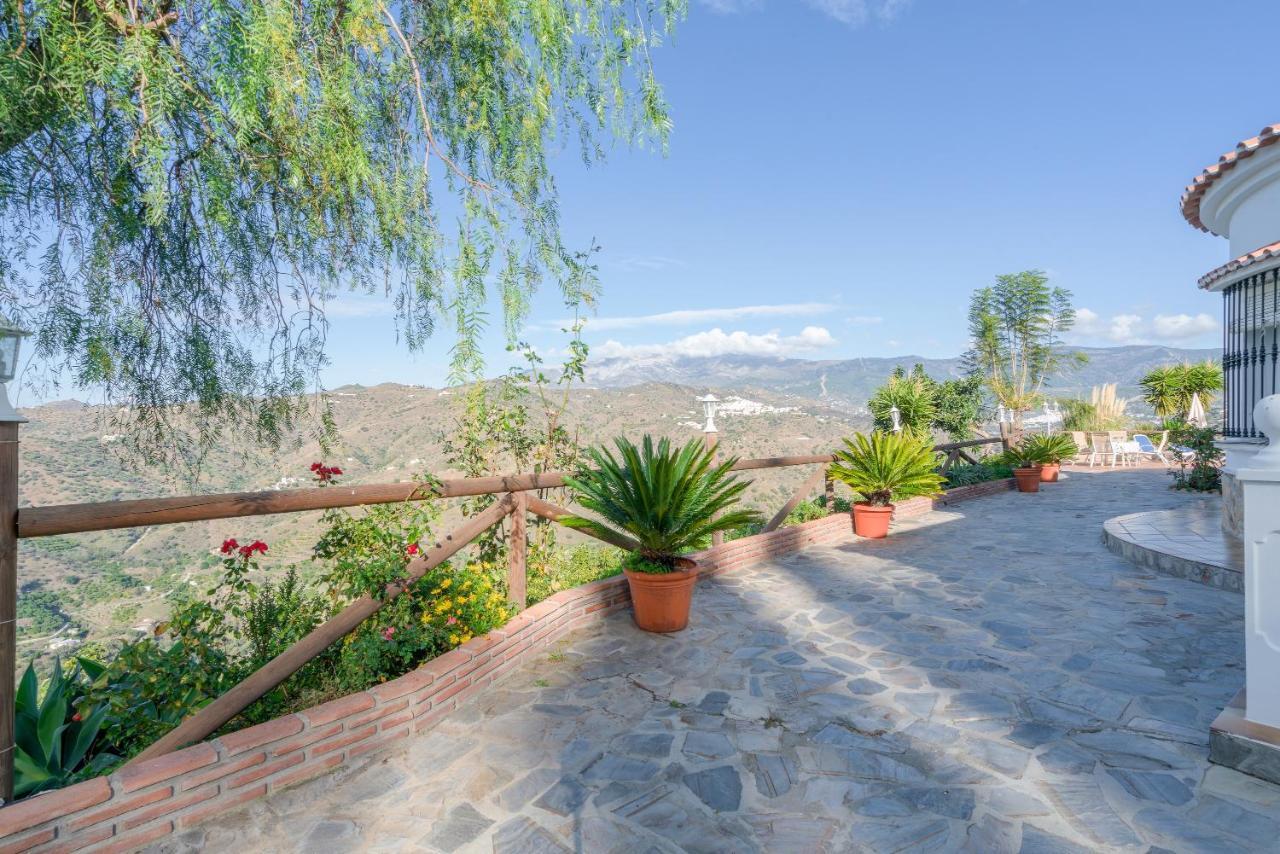 Cortijo La Rijana Villa Sayalonga Eksteriør bilde